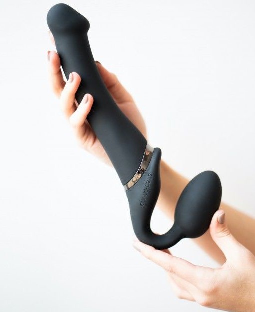 Безремневой страпон с вибрацией Strap-On-Me Vibrating Bendable Strap-on Size L, черный