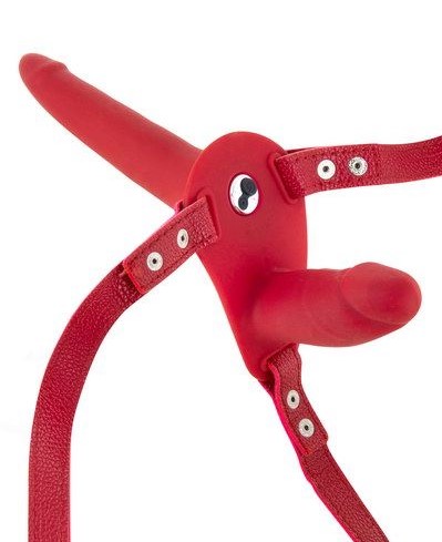 Двойной страпон с вибрацией Fetish Tentation Strap-On with Double Dildo, красный