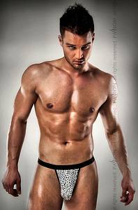 Мужские трусы-стринги Passion 013 Thong S/M, белые