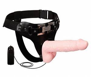 Страпон с вибрацией Ultra Passionate Harness 16,5 см, телесный